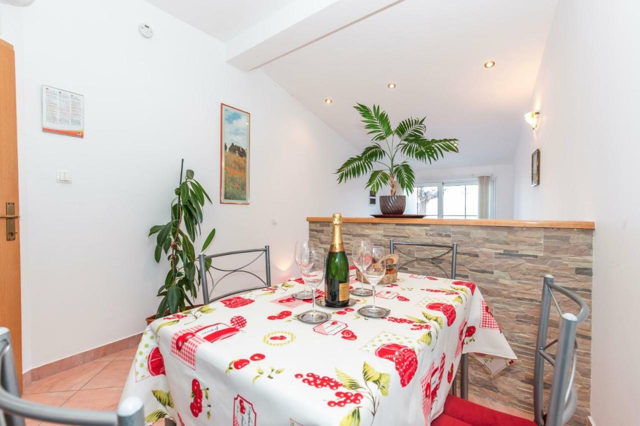 Apartment Jasna With Breathtaking Sea View, Terrace And Free Parking Hreljin Buitenkant foto